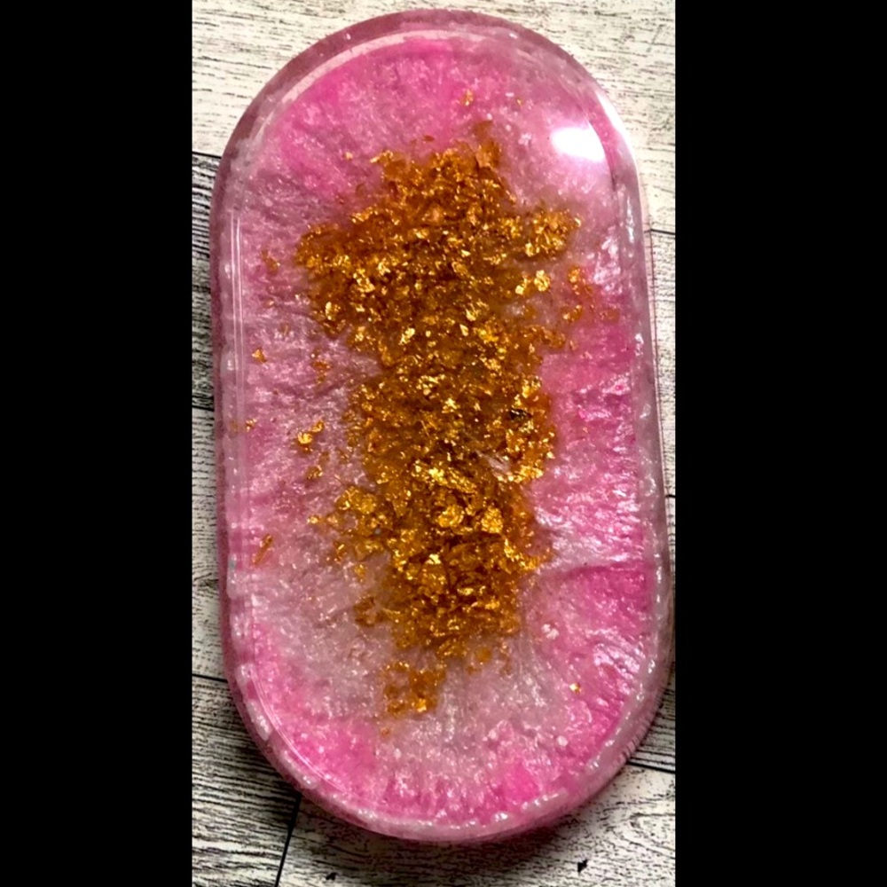 Resins Jewelry Holder, Oval Vanity Dish, Perfume and Soap Holder